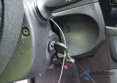 2016 Toyota Corolla L z USA, uszkodzony, nr VIN 5YFBURHE0GP496399